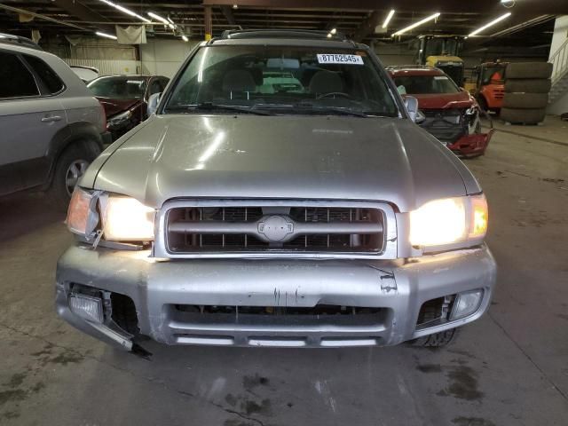 2001 Nissan Pathfinder LE