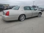 2006 Lincoln Town Car Signature Limited