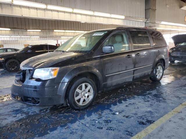 2010 Chrysler Town & Country Touring