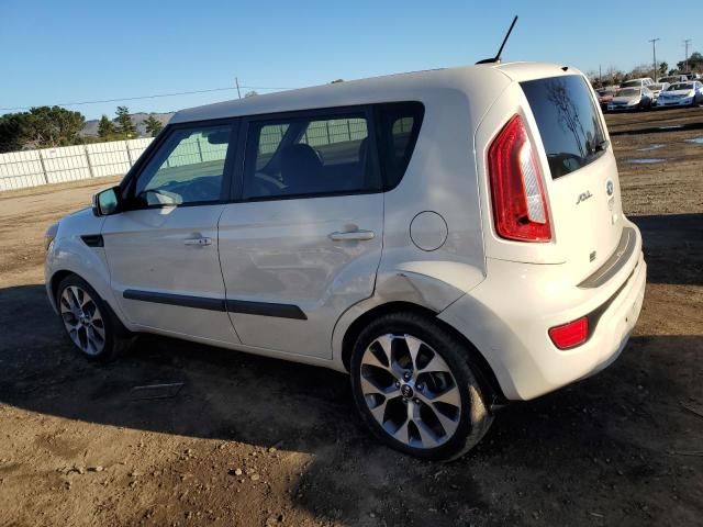 2013 KIA Soul +