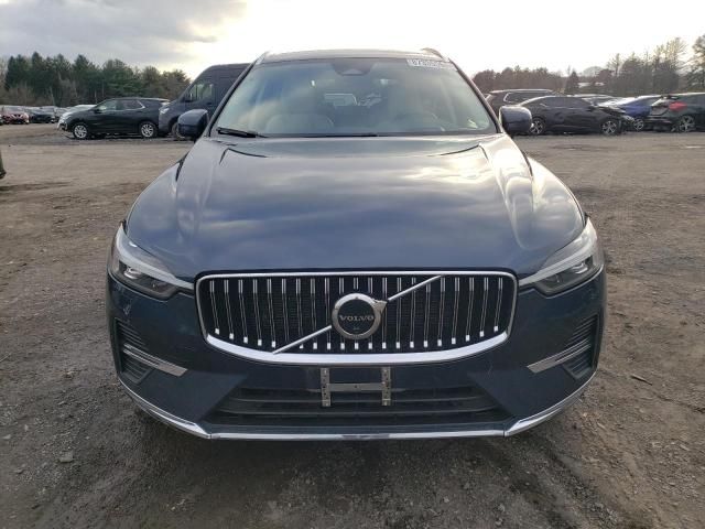 2022 Volvo XC60 B5 Inscription