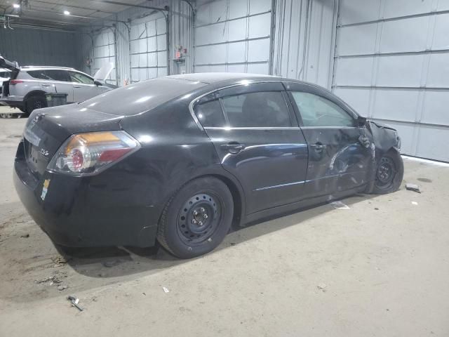 2010 Nissan Altima Base