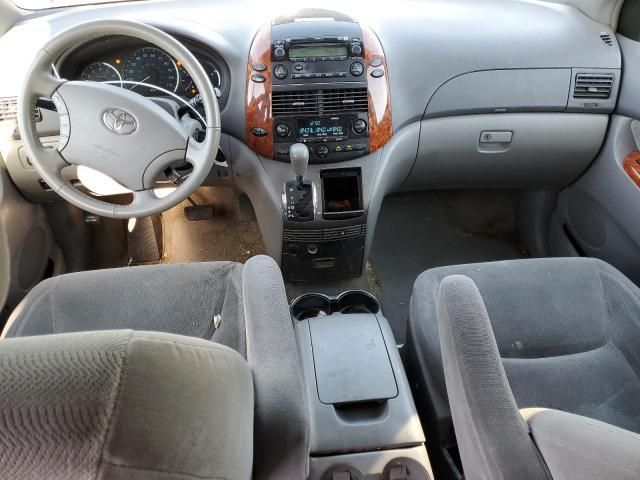 2006 Toyota Sienna XLE