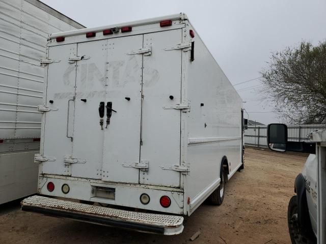 2004 Freightliner Chassis M Line WALK-IN Van