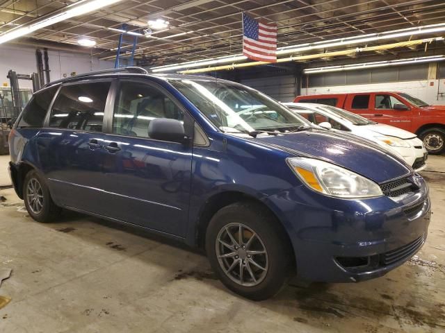 2005 Toyota Sienna CE