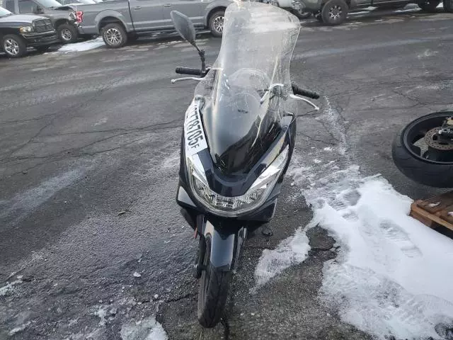 2017 Honda PCX 150