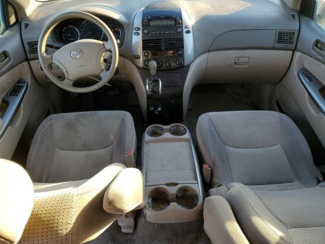 2006 Toyota Sienna CE