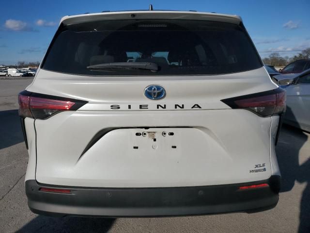 2022 Toyota Sienna XLE