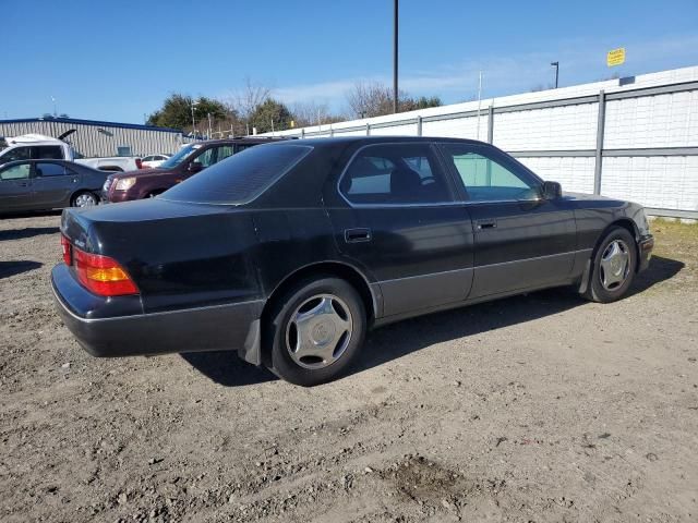 1999 Lexus LS 400