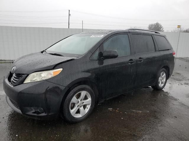 2011 Toyota Sienna LE