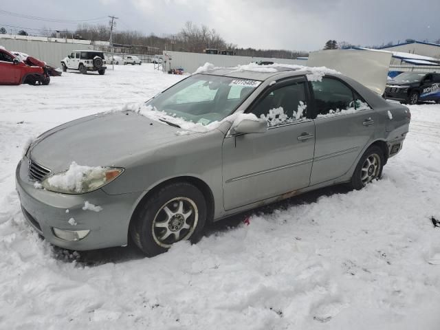 2005 Toyota Camry LE