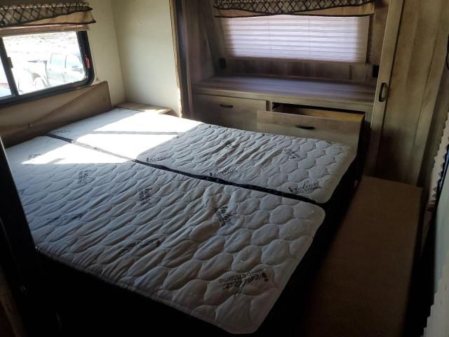 2016 Layton Travel Trailer