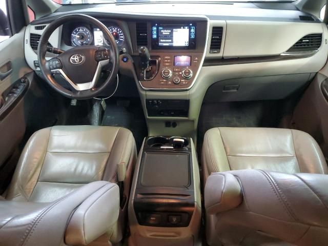 2015 Toyota Sienna XLE