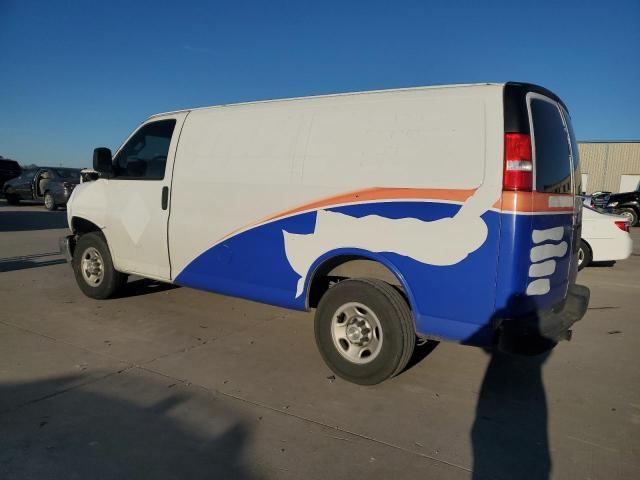 2020 Chevrolet Express G2500