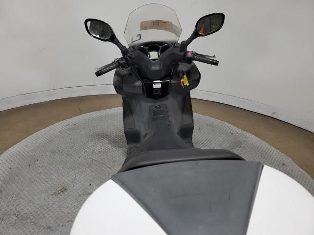 2017 Kymco Usa Inc Downtown 300I