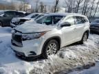 2016 Toyota Highlander LE