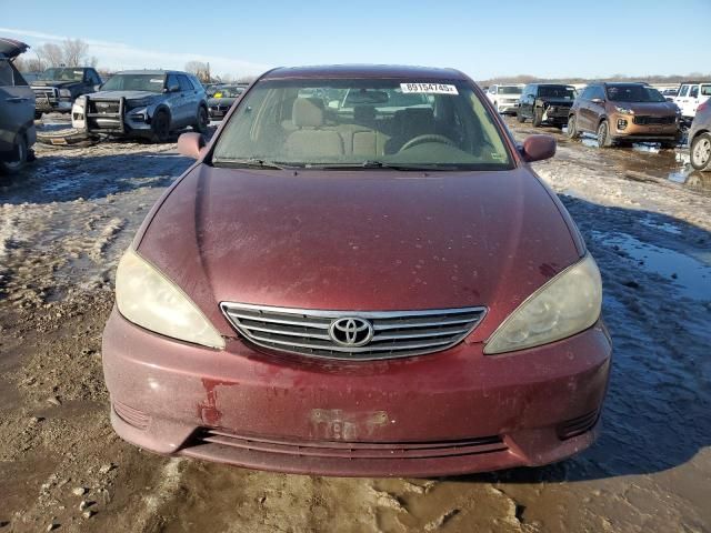 2005 Toyota Camry LE