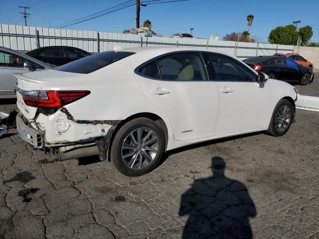 2016 Lexus ES 300H