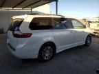 2019 Toyota Sienna XLE