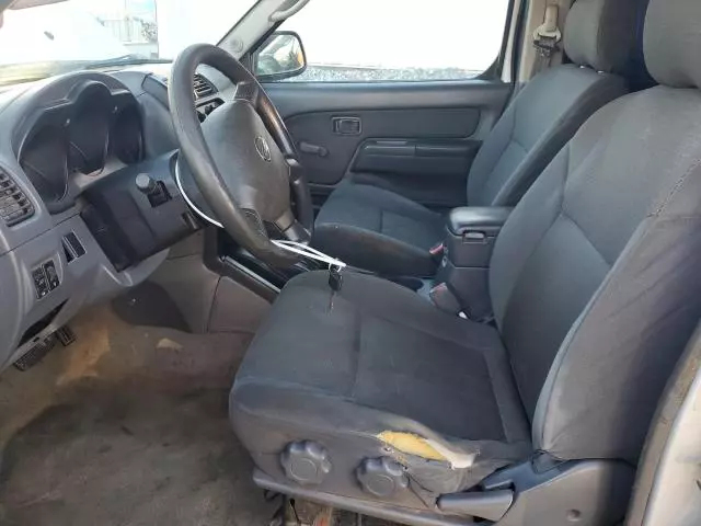 2003 Nissan Frontier Crew Cab XE