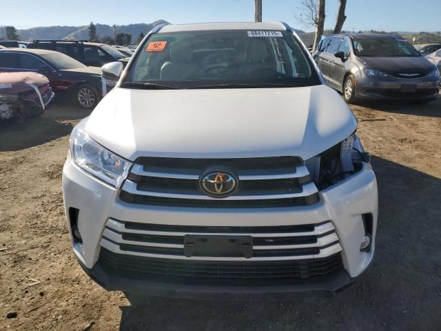 2018 Toyota Highlander SE