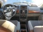 2008 Chrysler Town & Country LX