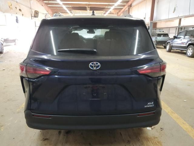 2022 Toyota Sienna XLE