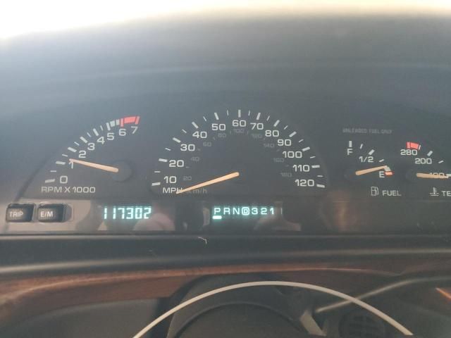 1997 Oldsmobile 88 Base