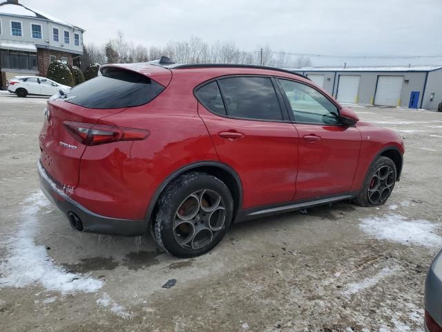 2022 Alfa Romeo Stelvio TI