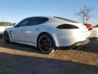 2016 Porsche Panamera 2