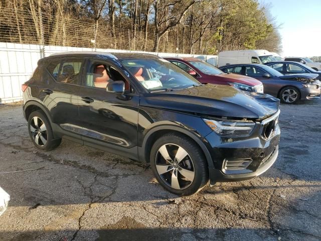 2019 Volvo XC40 T5 Momentum