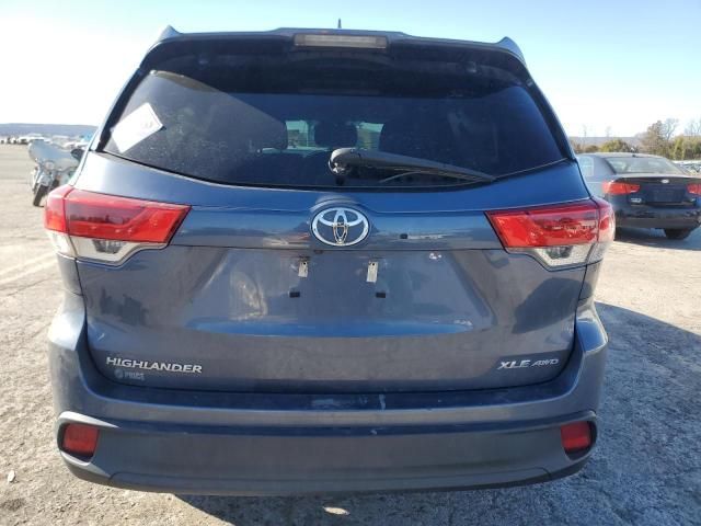 2019 Toyota Highlander SE