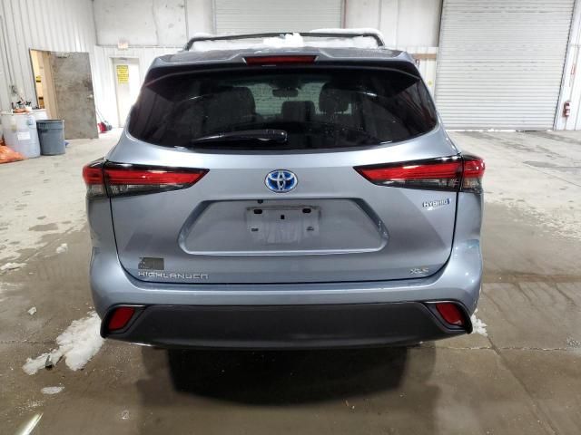 2021 Toyota Highlander Hybrid XLE