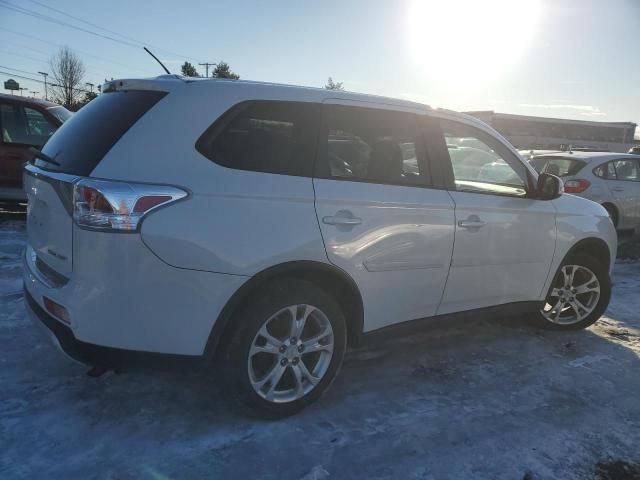 2015 Mitsubishi Outlander SE