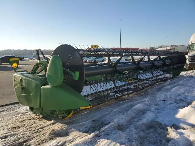 2014 John Deere 630F