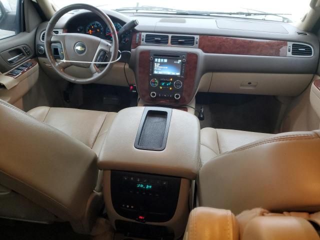 2013 Chevrolet Suburban C1500 LTZ