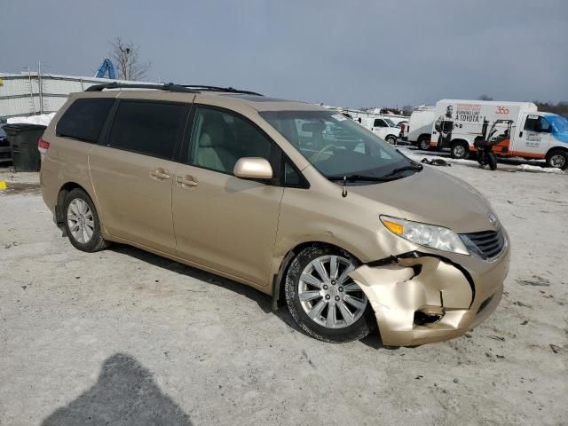 2011 Toyota Sienna XLE