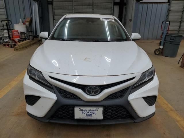 2020 Toyota Camry SE