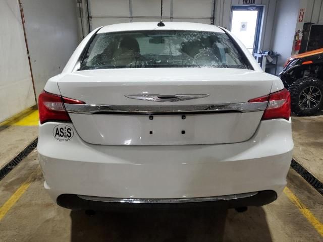 2013 Chrysler 200 Limited