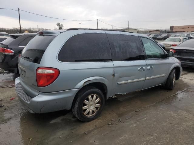 2006 Chrysler Town & Country Touring