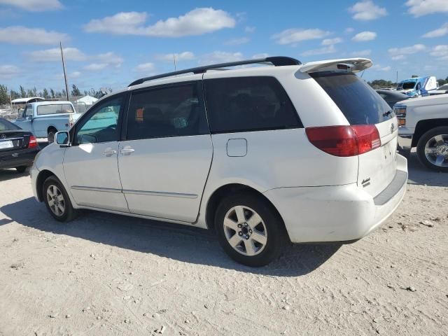 2005 Toyota Sienna XLE