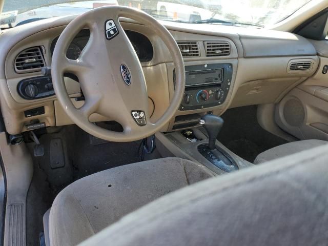 2003 Ford Taurus SE