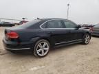 2013 Volkswagen Passat SEL