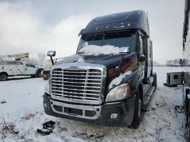 2012 Freightliner Cascadia 125