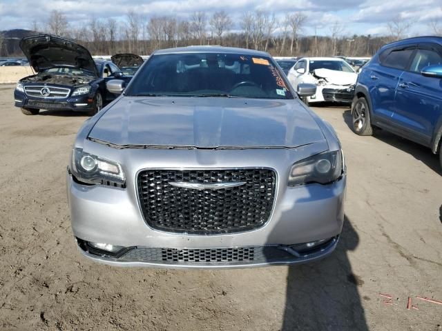 2018 Chrysler 300 S