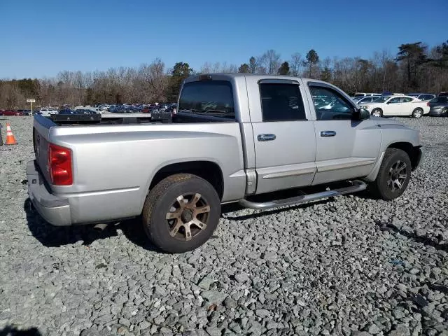 2005 Dodge Dakota Quad SLT