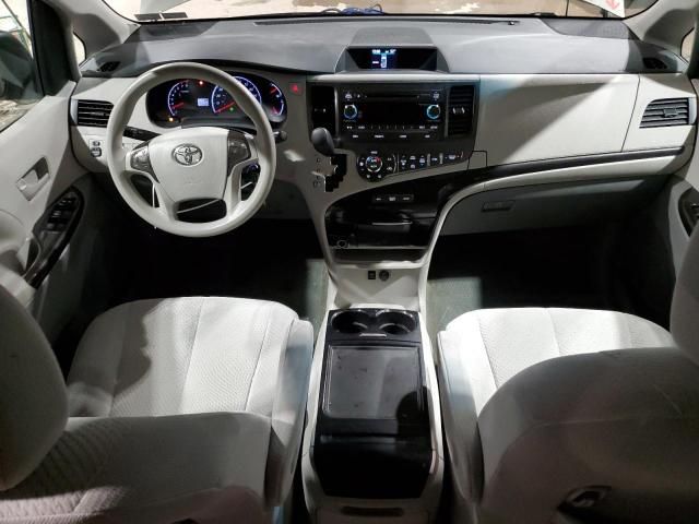 2014 Toyota Sienna LE