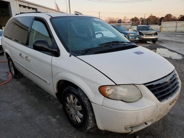 2007 Chrysler Town & Country Touring