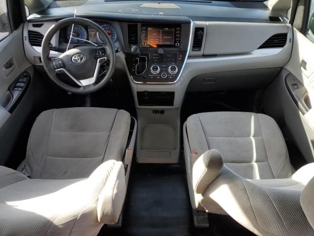 2018 Toyota Sienna L