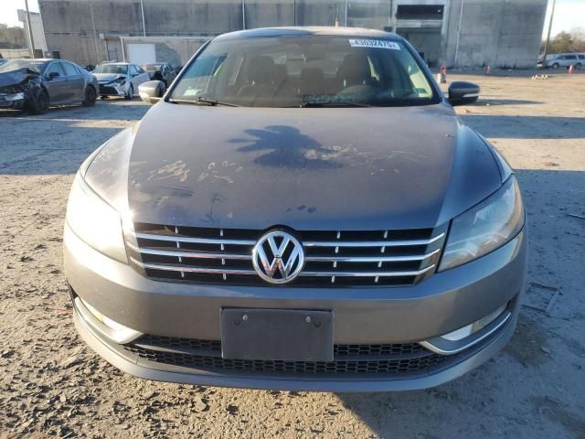 2012 Volkswagen Passat SE